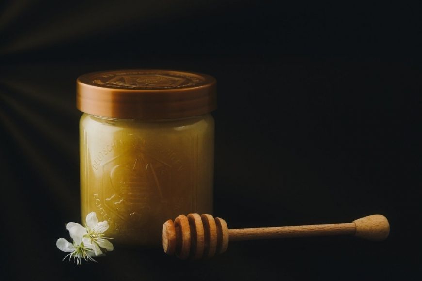 
	(P) Avantajele consumului de miere de Manuka în sezonul rece
