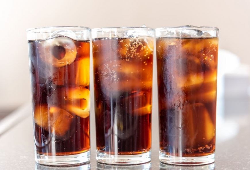 
	Cola are dezavantaje, dar și beneficii: poate fi folosită pe post de medicament! Ce probleme de sănătate rezolvă?   
