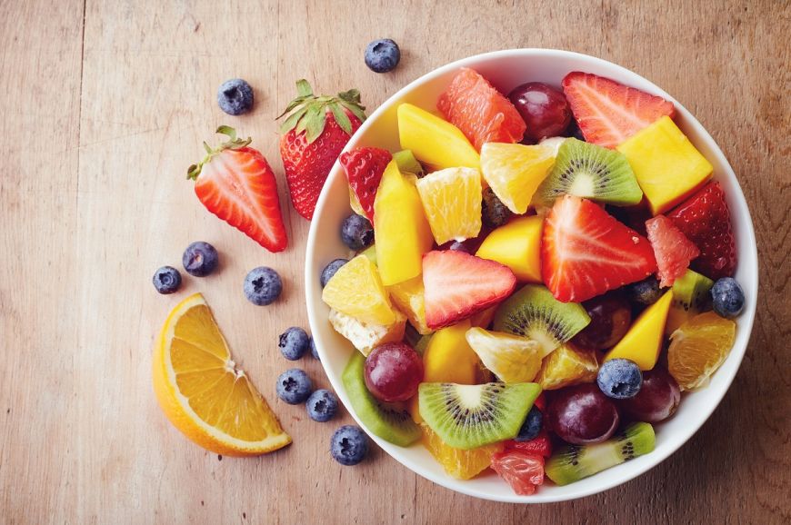 Fructe care îngrașă mai mult decât prăjiturile. Exclude-le din dietă dacă vrei să slăbești 