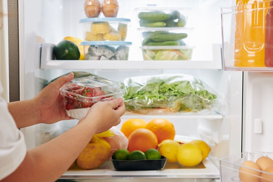 
	Mâncarea pe care nu trebuie să o consumi sub nicio formă dacă a stat o zi frigider: poate fi fatală 
