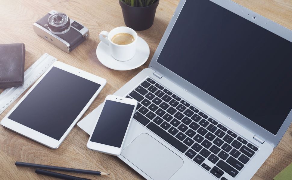 Dupa ce a renuntat la jack-ul pentru casti la iPhone 7, Apple mai ia o decizie soc! Ce va disparea