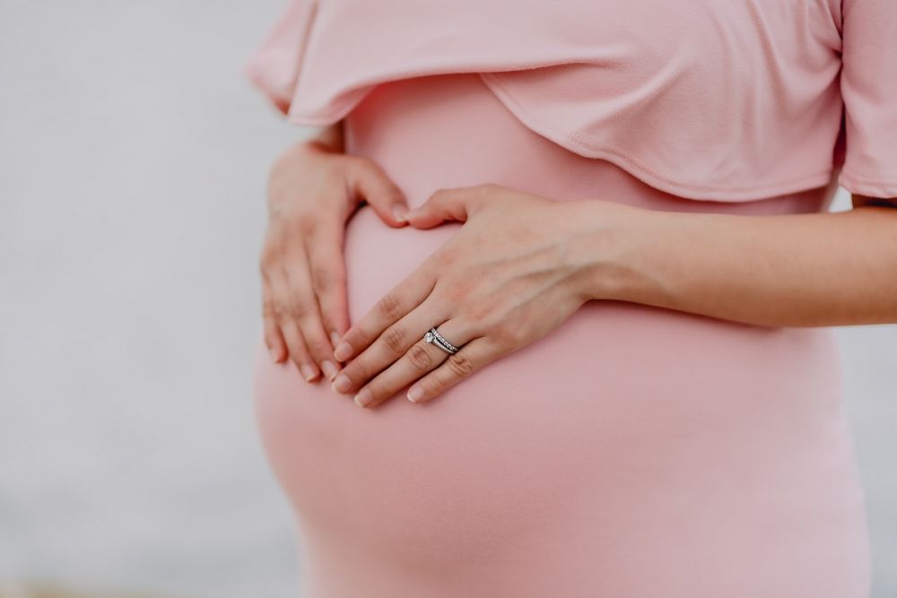 Bebelușii nenăscuți reacționează la gustul alimentelor consumate de mamă. Dovada amuzantă găsită de medici