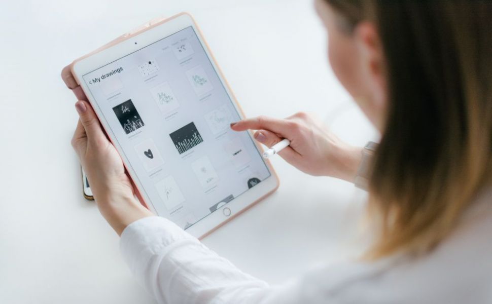 Noi informații despre tabletele Apple. Când vom vedea primul iPad pliabil?