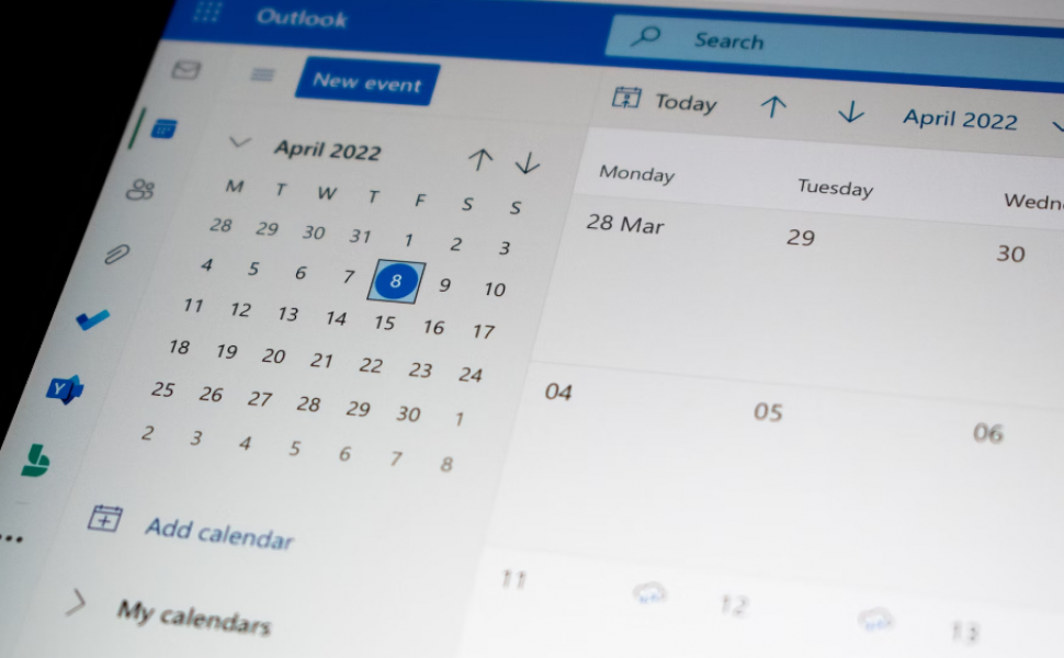 Microsoft Outlook va scrie în curând e-mailurile singur