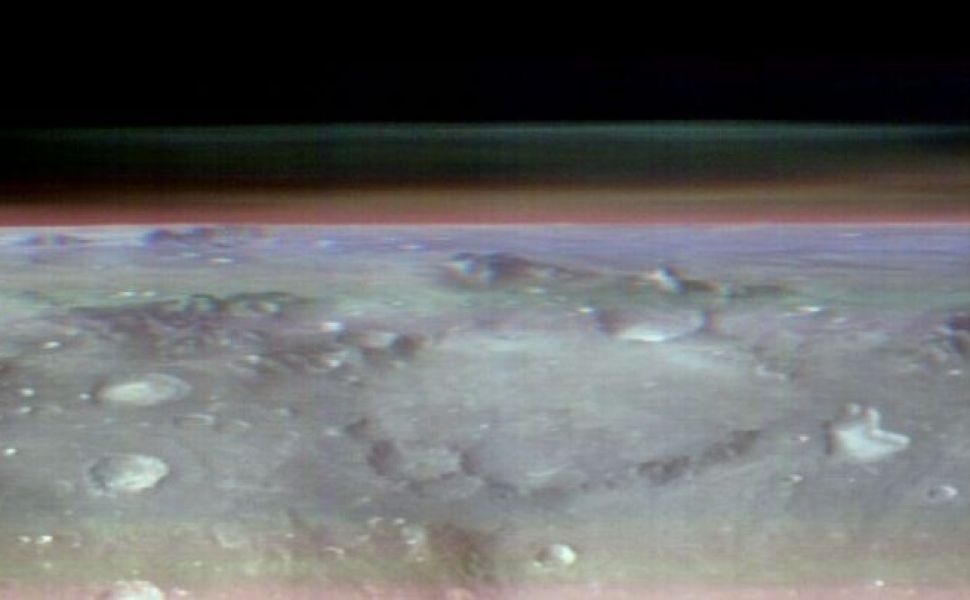 NASA dezvăluie o nouă perspectivă spectaculoasă a orizontului planetei Marte. FOTO