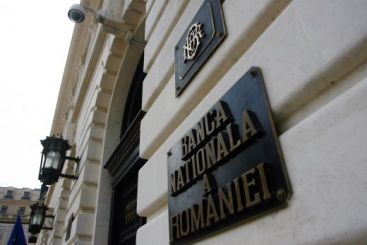 Se vor ieftini creditele! BNR ar putea decide astazi reducerea dobanzii de politica monetara la 7%
