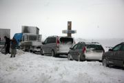 INS: Romanii au inmatriculat, anul trecut, aproape 340.000 de masini, in scadere cu peste 40%