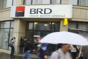 Salariile bancherilor au sfidat criza si au crescut cu 24%!