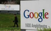 Telefon care traduce convorbirea, de la Google