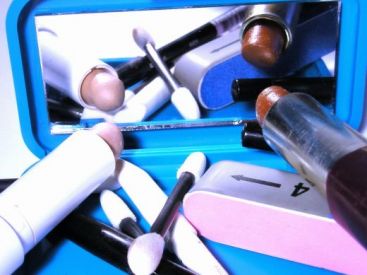 Cat de periculoase sunt cosmeticele pentru sanatate? Afla aici !