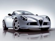 AutoItalia aduce in Romania modelul exclusivist Alfa 8C Spider