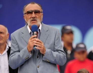 Tiriac a fost ofertat de nemti cu zeci de milioane de euro sa-si vanda actiunile pe care le are la Metro Romania. VIDEO!