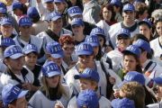 Profesorii continua protestele! Nu renunta pana nu vad ceva bani
