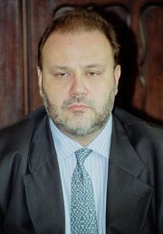 BNR spune ca bancile se vor adapta la urmatoarele efecte ale crizei