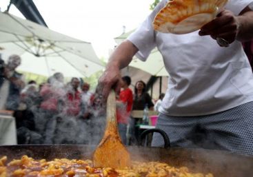 Strainii in Maramures: Asa sarbatori imbelsugate ca la voi n-am mai vazut