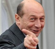 FMI baga Guvernul in corzi intre 27 aprilie si 7 mai! Basescu cheama azi la 14:00 ministrii la raport: Unde sunt disponibilizarile?!
