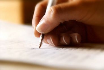 Calculatorul e de vina ca scriem tot mai urat!