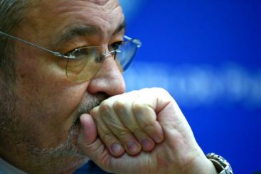 Vladescu: Nu vom creste TVA, dar lucram la alte taxe!