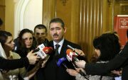 Tanasescu, FMI: Romanii nu au de ce sa iasa in strada ca grecii!