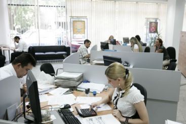 Oamenii de afaceri se gandesc la relocarea businessurilor in alte tari