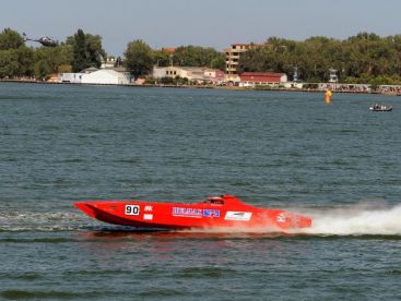 E pustiu la mare! Criza taie cursa de Formula 1 de la Mamaia si multe concerte