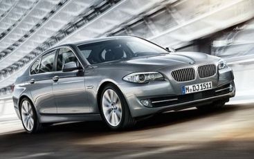 Crash Test BMW Seria 5! Video!