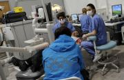 Dentistii de la stat, luati cu asalt de cei care vor sa-si rezolve problemele stomatologice gratis