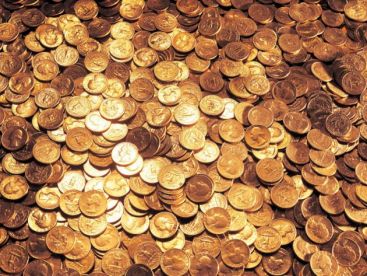 Si-a platit taxele cu doua kilograme de monede! VIDEO
