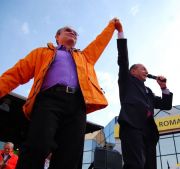 Majoritatea romanilor l-ar demite pe Basescu. Pedelistii au dat cu capul de pragul de jos!