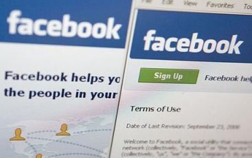 Politicienii romani s-au modernizat! Au blog si cont pe Facebook. VIDEO