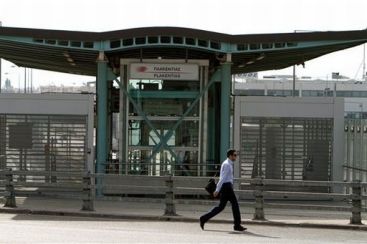 Cosmarul turistilor din Grecia a luat sfarsit! Greva transportatorilor s-a incheiat. VIDEO