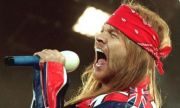 Concertele Guns N Roses, anulate de un hacker