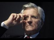 Trichet recomanda Guvernului sa implementeze decizii curajoase pe plan economic si felicita BNR