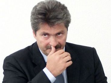 Sorin Ovidiu Vintu, Octavian Turcan si Alex Stoian, arestati pentru favorizarea lui Nicolae Popa. VIDEO