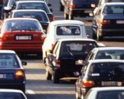 Din 2011, posesorii de masini second-hand vor plati taxe auto mai mari