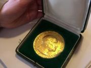 Trei economisti impart premiul Nobel pentru Economie