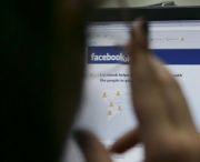 Atentie la retelele sociale! Datele utilizatorilor Facebook, transmise catre terti