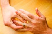Numarul de nunti a scazut la jumatate din cauza crizei! Divorturile au crescut cu 17%!