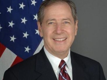 Ambasadorul SUA: Romania nu se va dezvolta economic fara infrastructura