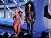Super oferta de Halloween: Rochie de carne a la Lady GaGa pentru 100.000 USD!