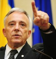 Isarescu: O schimbare a Guvernului nu afecteaza stabilitatea daca noul executiv continua programul