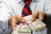 Care sunt cele mai profitabile banci si cat au castigat in 2010
