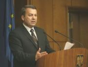 Ialomitianu: Cu certitudine salariile vor creste in 2011, 15% poate fi o varianta de lucru