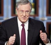 Miliardarul Steve Forbes a renuntat la functiile executive ocupate la Forbes Media