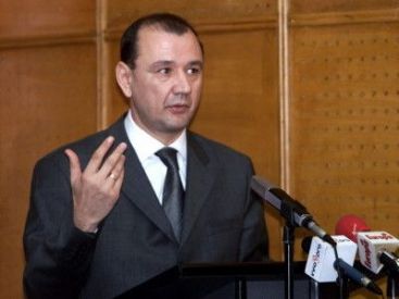 Mita de un milion de euro pentru un secretar de stat de la Interne
