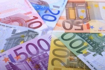 Irlanda a capitulat rusinos ! UE si FMI ii sar in ajutor cu 80-90 miliarde de euro!