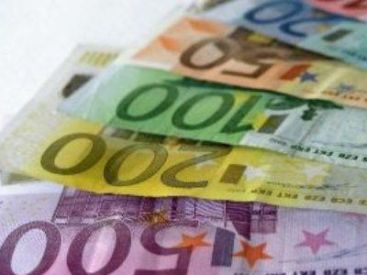Cursul a depasit 4,30 lei pentru un euro. Euro a atins maximul ultimei luni!