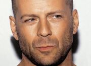 Bruce Willis este imaginea unei banci din Rusia