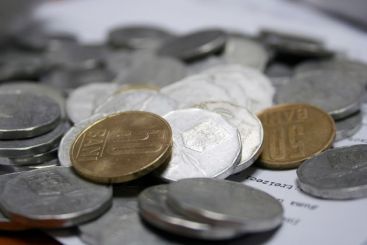 Guvernul a impartit saracia! Vezi cum arata bugetul de stat pentru 2011!