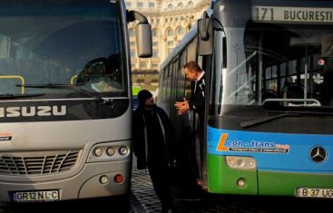 Romanii din strainatate nu mai trimit cadouri! Asteapta sa primeasca de la rudele din tara! VIDEO